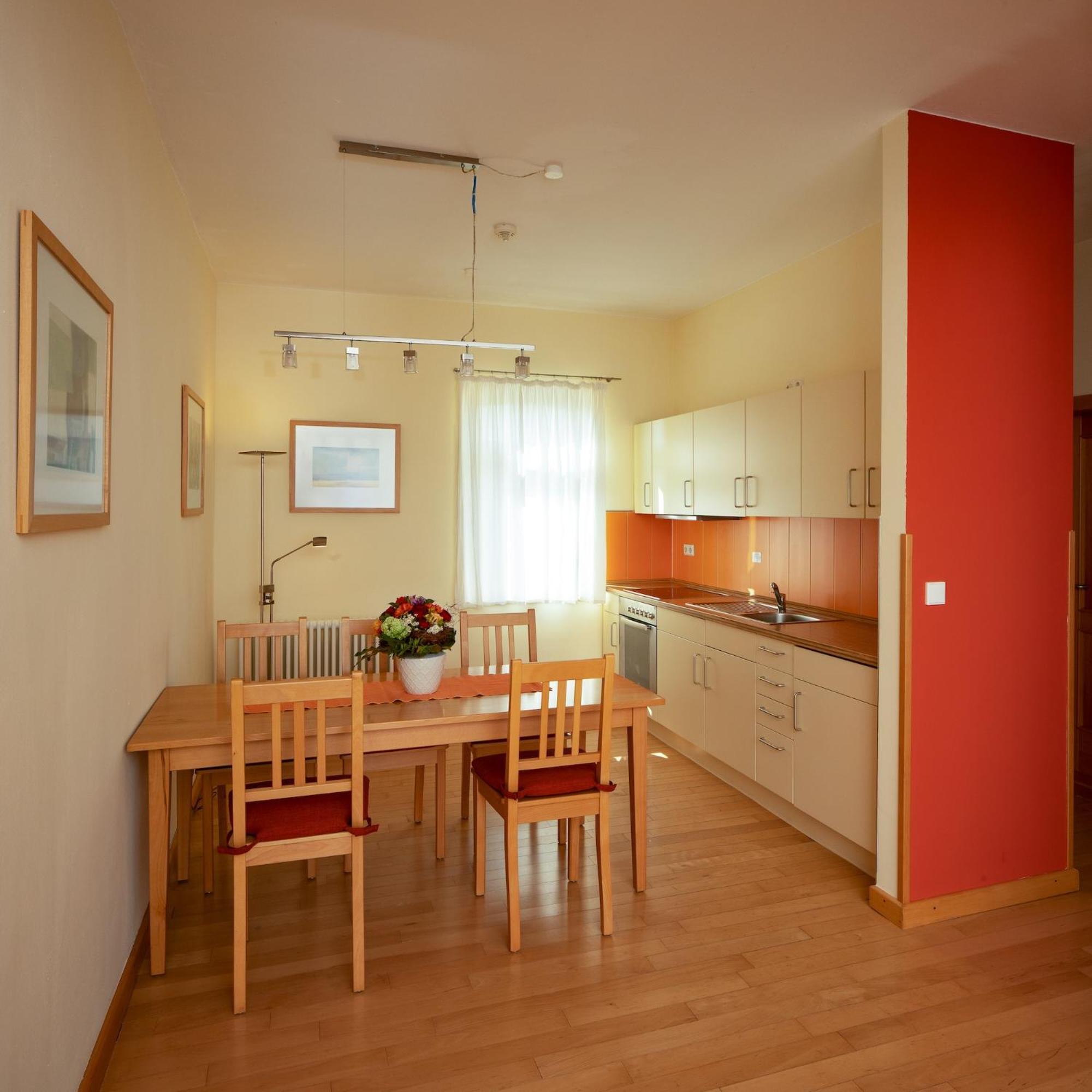 Biohotel Stiftsgut Wilhelmsgluecksbrunn Creuzburg Εξωτερικό φωτογραφία