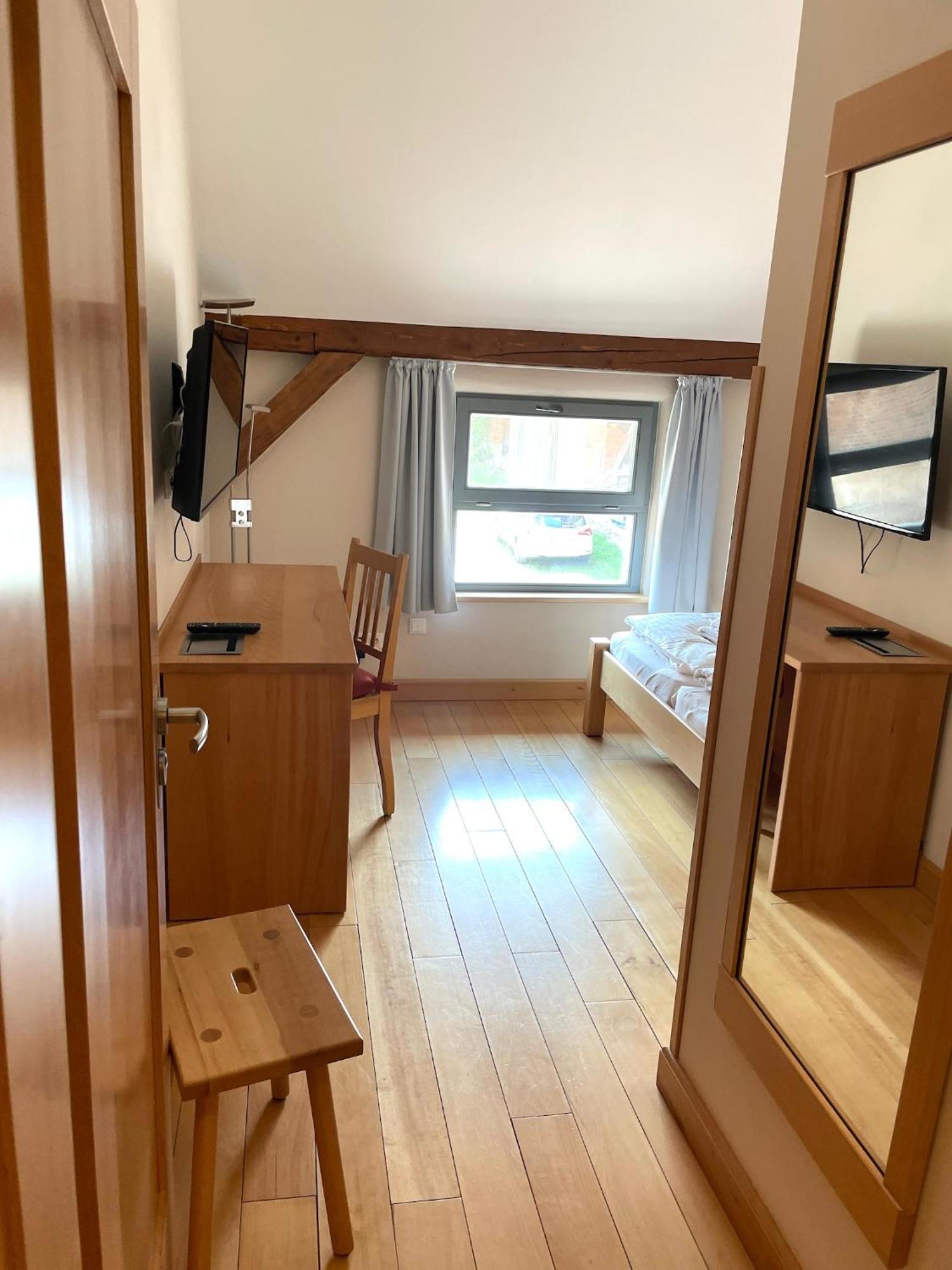 Biohotel Stiftsgut Wilhelmsgluecksbrunn Creuzburg Εξωτερικό φωτογραφία