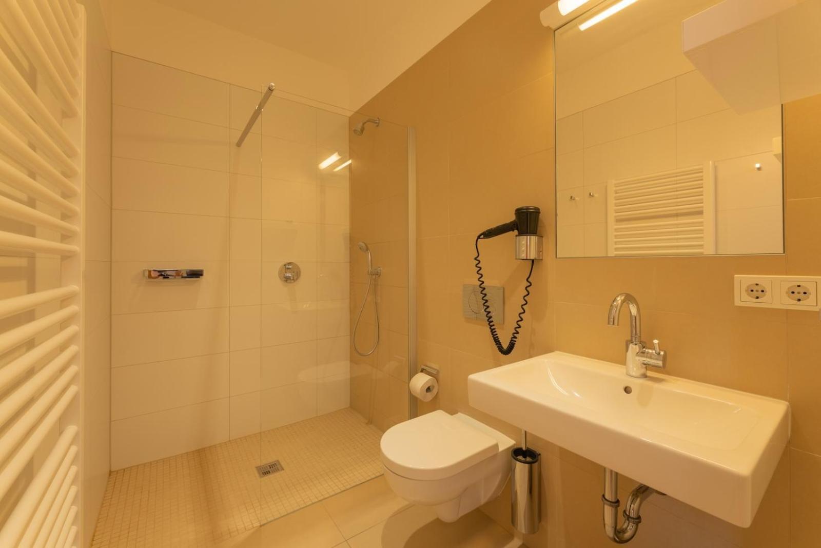 Biohotel Stiftsgut Wilhelmsgluecksbrunn Creuzburg Εξωτερικό φωτογραφία