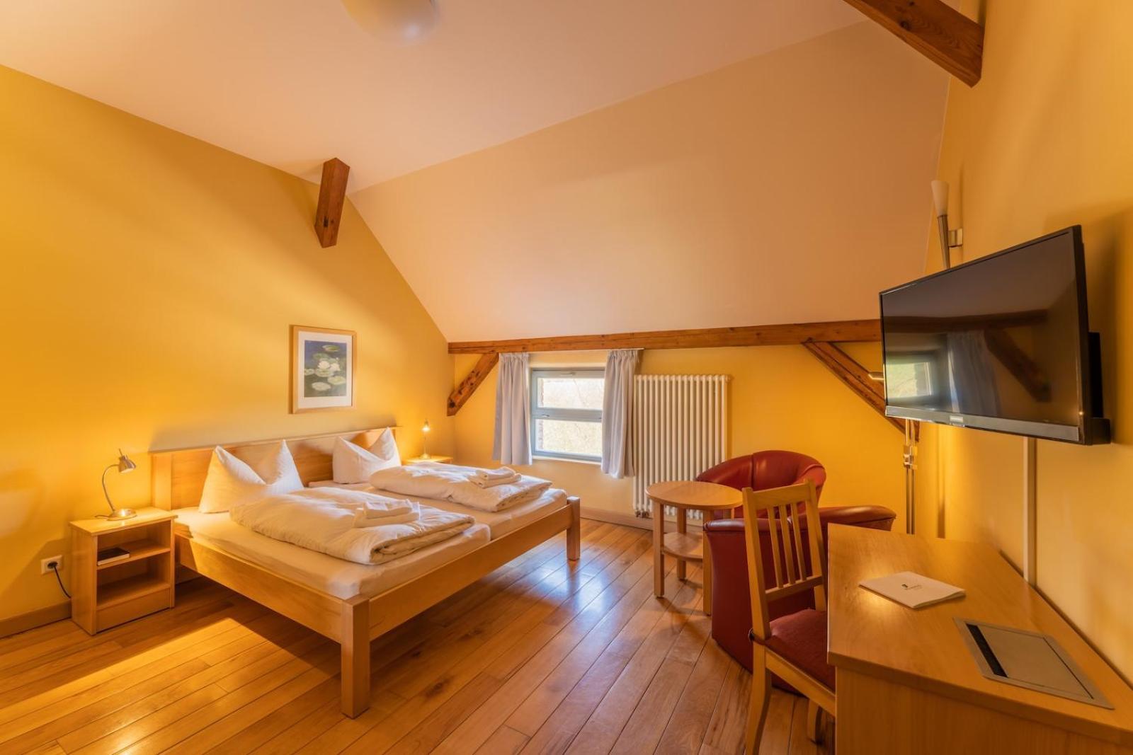 Biohotel Stiftsgut Wilhelmsgluecksbrunn Creuzburg Εξωτερικό φωτογραφία