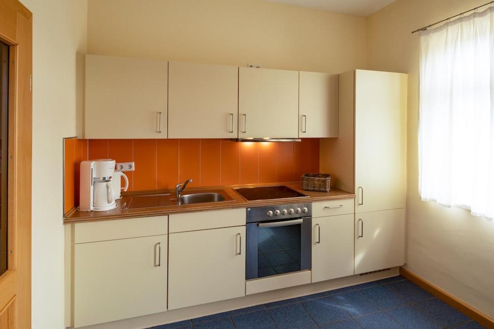 Biohotel Stiftsgut Wilhelmsgluecksbrunn Creuzburg Εξωτερικό φωτογραφία